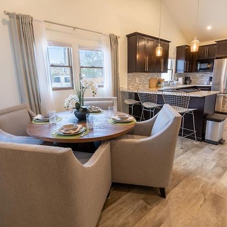 Modern Luxury Bungalow Steps From Dt Activities ラピッドシティ エクステリア 写真